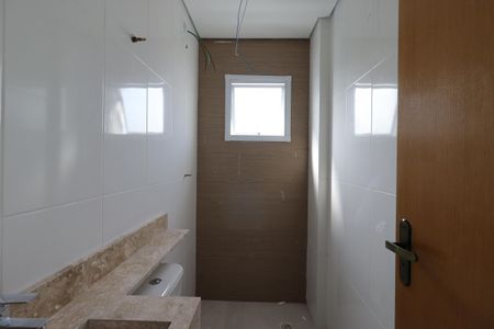 Apartamento à venda com 100m², 2 quartos e 1 vagaBanheiro da Suíte