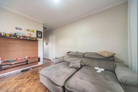 Casa à venda com 225m², 2 quartos e 4 vagas Casa à venda com 225m², 2 quartos e 4 vagasSala de TV