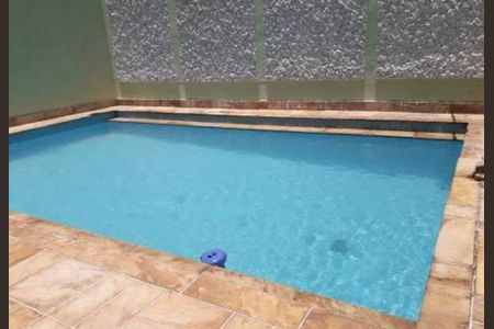 Casa à venda com 290m², 3 quartos e 4 vagas