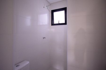 Apartamento à venda com 38m², 2 quartos e sem vaga Apartamento à venda com 38m², 2 quartos e sem vagaBanheiro