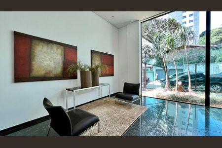 Apartamento à venda com 292m², 4 quartos e 4 vagas Apartamento à venda com 292m², 4 quartos e 4 vagasHall de entrada