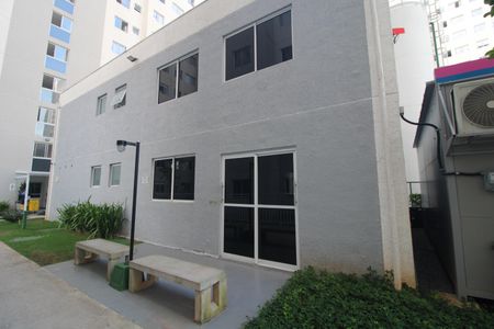 Apartamento à venda com 44m², 2 quartos e sem vagaÁrea comum