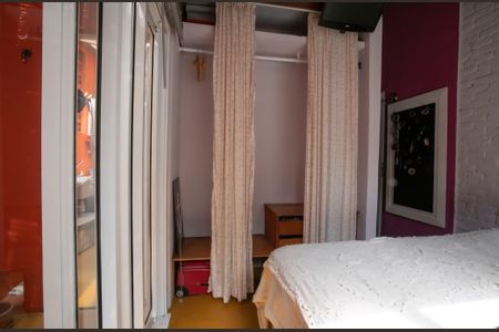 Casa para alugar com 200m², 2 quartos e 1 vaga Casa para alugar com 200m², 2 quartos e 1 vagaQuarto casa 1