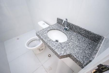 Apartamento à venda com 41m², 2 quartos e sem vaga Apartamento à venda com 41m², 2 quartos e sem vagaBanheiro