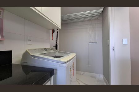 Apartamento à venda com 125m², 3 quartos e 3 vagas Apartamento à venda com 125m², 3 quartos e 3 vagasÁrea de Serviço