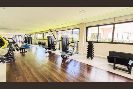 Apartamento à venda com 125m², 3 quartos e 3 vagas Apartamento à venda com 125m², 3 quartos e 3 vagasÁrea comum - Academia