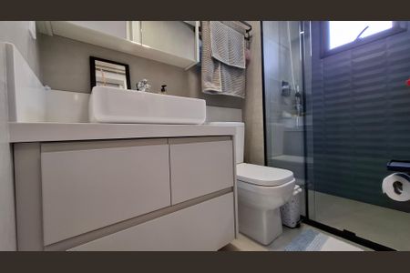 Apartamento à venda com 125m², 3 quartos e 3 vagas Apartamento à venda com 125m², 3 quartos e 3 vagasBanheiro da Suíte 3