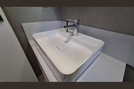 Apartamento à venda com 125m², 3 quartos e 3 vagas Apartamento à venda com 125m², 3 quartos e 3 vagasBanheiro da Suíte 2