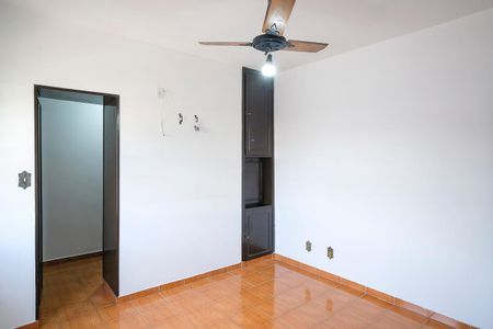 Casa à venda com 200m², 4 quartos e 3 vagasSuíte