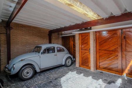 Casa à venda com 200m², 4 quartos e 3 vagasGaragem