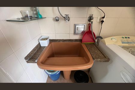 Apartamento à venda com 135m², 3 quartos e 1 vaga Apartamento à venda com 135m², 3 quartos e 1 vagaÁrea de Serviço