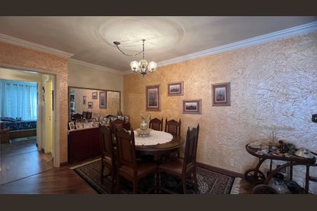 Apartamento à venda com 135m², 3 quartos e 1 vaga Apartamento à venda com 135m², 3 quartos e 1 vagaSala de Jantar