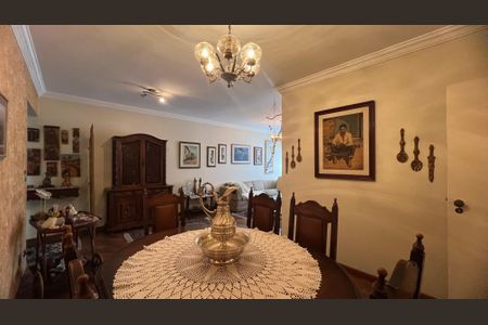 Apartamento à venda com 135m², 3 quartos e 1 vaga Apartamento à venda com 135m², 3 quartos e 1 vagaSala de Jantar