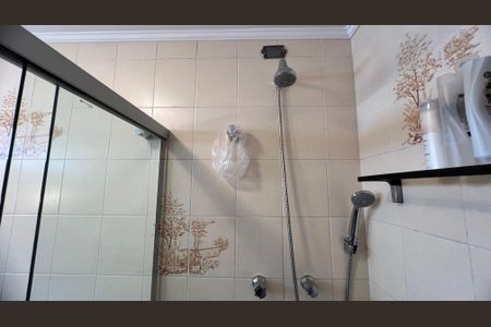 Apartamento à venda com 135m², 3 quartos e 1 vaga Apartamento à venda com 135m², 3 quartos e 1 vagaBanheiro da Suíte