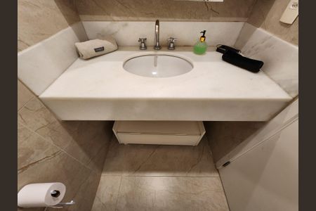 Studio para alugar com 36m², 1 quarto e 1 vaga Studio para alugar com 36m², 1 quarto e 1 vagaBanheiro