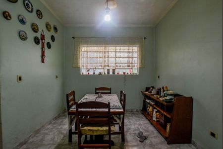 Casa à venda com 300m², 4 quartos e 3 vagasCopa