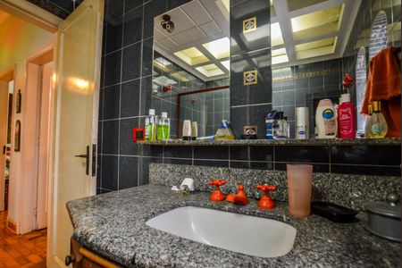 Casa à venda com 300m², 4 quartos e 3 vagasBanheiro