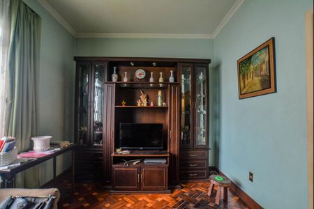 Casa à venda com 300m², 4 quartos e 3 vagasSala