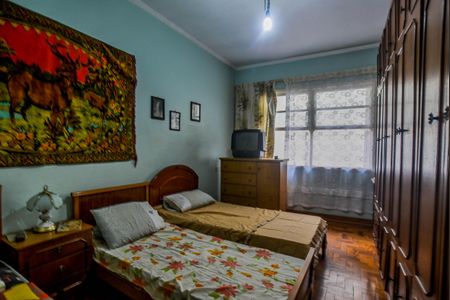 Casa à venda com 300m², 4 quartos e 3 vagasQuarto 2
