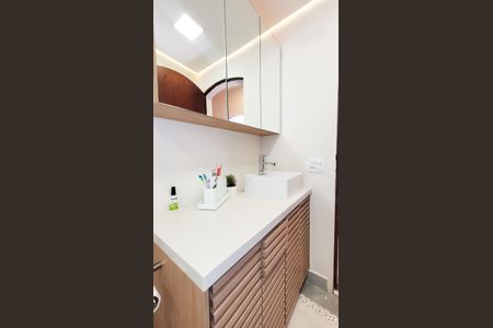 Apartamento à venda com 85m², 3 quartos e 1 vaga Apartamento à venda com 85m², 3 quartos e 1 vagaBanheiro