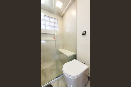 Apartamento à venda com 85m², 3 quartos e 1 vaga Apartamento à venda com 85m², 3 quartos e 1 vagaBanheiro