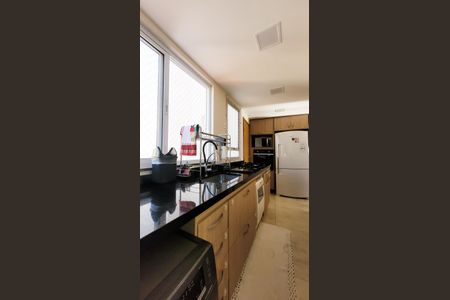 Apartamento à venda com 85m², 3 quartos e 1 vaga Apartamento à venda com 85m², 3 quartos e 1 vagaLavanderia