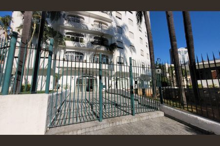 Apartamento à venda com 85m², 3 quartos e 1 vaga Apartamento à venda com 85m², 3 quartos e 1 vagaFachada