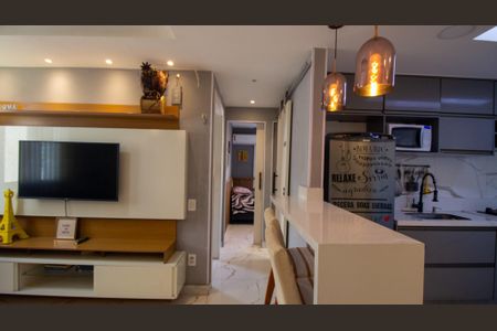 Sala de apartamento para alugar com 2 quartos, 45m² em Recreio dos Bandeirantes, Rio de Janeiro