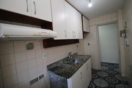 Apartamento à venda com 55m², 2 quartos e 1 vagaCozinha