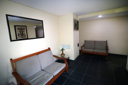 Apartamento à venda com 55m², 2 quartos e 1 vagaHall de entrada