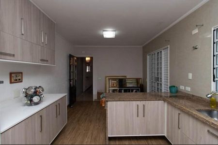 Casa à venda com 210m², 4 quartos e 3 vagas Casa à venda com 210m², 4 quartos e 3 vagasFoto 11