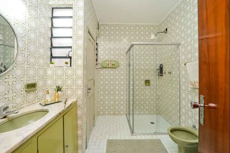 Casa à venda com 270m², 3 quartos e 6 vagasBanheiro Social