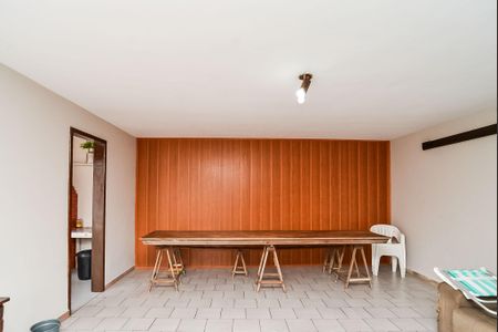 Casa à venda com 270m², 3 quartos e 6 vagasÁrea Comum - Salão de Festas