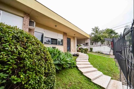 Casa à venda com 270m², 3 quartos e 6 vagasFachada