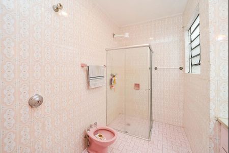 Casa à venda com 270m², 3 quartos e 6 vagasBanheiro da Suíte