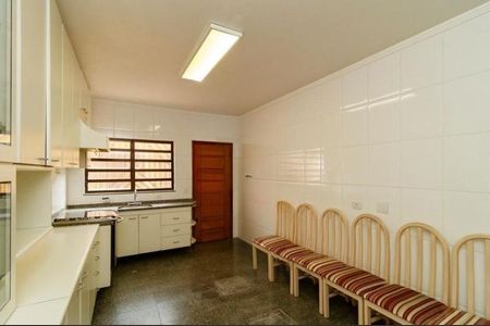 Casa à venda com 156m², 3 quartos e 4 vagas Casa à venda com 156m², 3 quartos e 4 vagasFoto 08