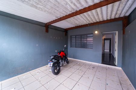 Casa à venda com 99m², 2 quartos e sem vaga Casa à venda com 99m², 2 quartos e sem vagaGaragem