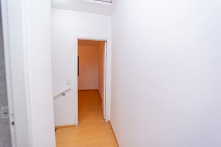 Casa à venda com 99m², 2 quartos e sem vaga Casa à venda com 99m², 2 quartos e sem vagaCorredor