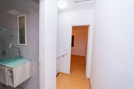 Casa à venda com 99m², 2 quartos e sem vaga Casa à venda com 99m², 2 quartos e sem vagaCorredor