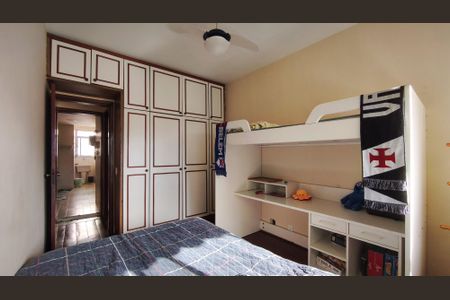 Apartamento à venda com 87m², 2 quartos e 2 vagas Apartamento à venda com 87m², 2 quartos e 2 vagasQuarto