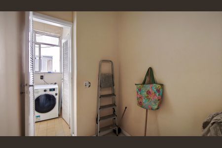 Apartamento à venda com 87m², 2 quartos e 2 vagas Apartamento à venda com 87m², 2 quartos e 2 vagasQuarto de Serviço