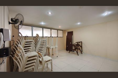 Apartamento à venda com 87m², 2 quartos e 2 vagas Apartamento à venda com 87m², 2 quartos e 2 vagasÁrea comum - Salão de festas