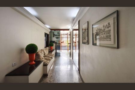 Apartamento à venda com 87m², 2 quartos e 2 vagas Apartamento à venda com 87m², 2 quartos e 2 vagasFachada e portaria