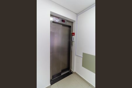 Apartamento para alugar com 28m², 1 quarto e sem vagaElevador