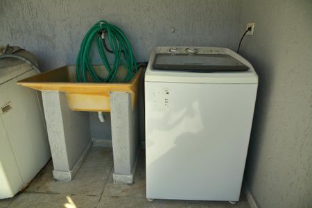 Casa à venda com 176m², 3 quartos e 3 vagasÁrea de Serviço