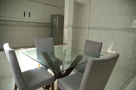 Casa à venda com 176m², 3 quartos e 3 vagasCopa