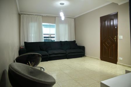 Casa à venda com 176m², 3 quartos e 3 vagasSala