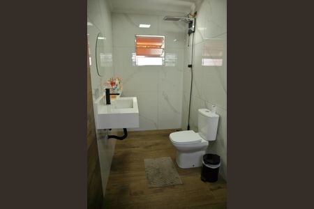 Casa à venda com 176m², 3 quartos e 3 vagasBanheiro da Suíte