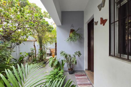 Casa à venda com 150m², 3 quartos e 4 vagasEntrada