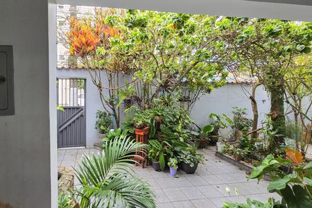 Casa à venda com 150m², 3 quartos e 4 vagasVista - Sala